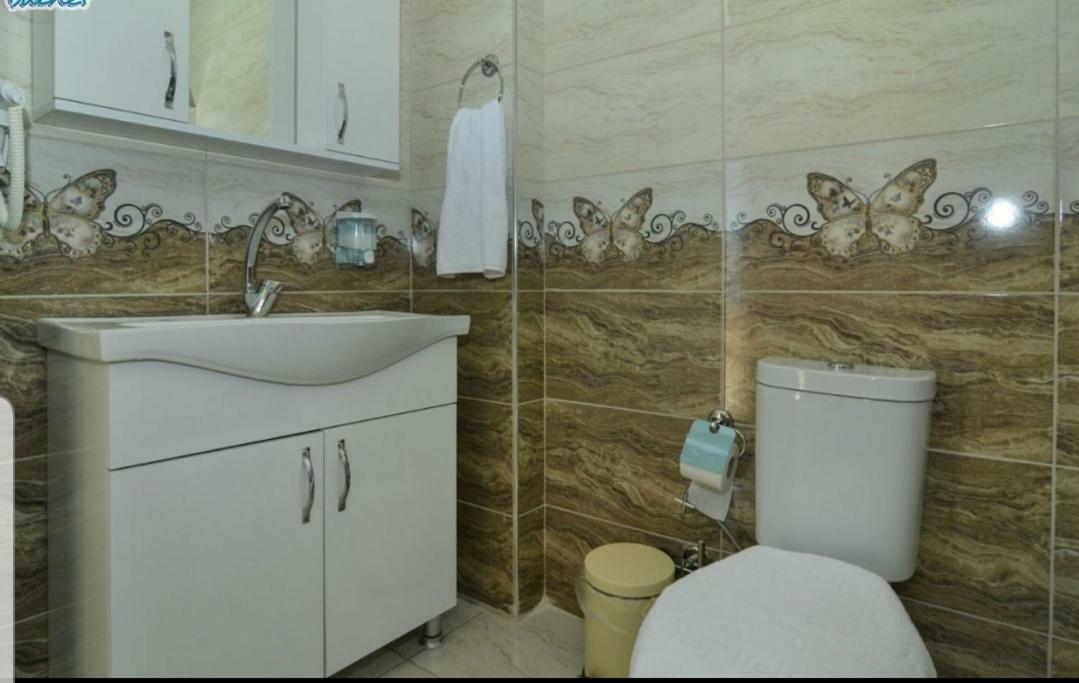 Erpey Ferah Apart Otel Burhaniye ภายนอก รูปภาพ